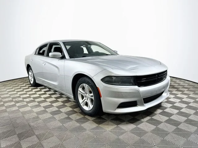 Certified Pre-Owned 2022 Dodge Charger SXT