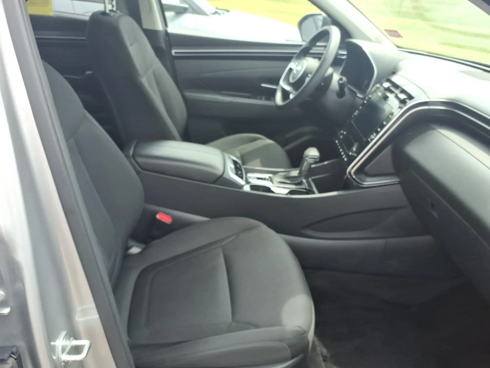 Used 2024 Shimmering Silver Hyundai SEL image 16