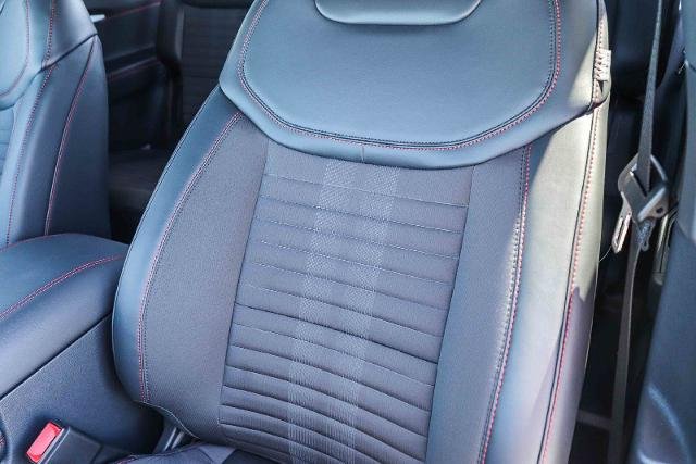 New 2026 Agate Black Metallic Ford ST-Line image 28