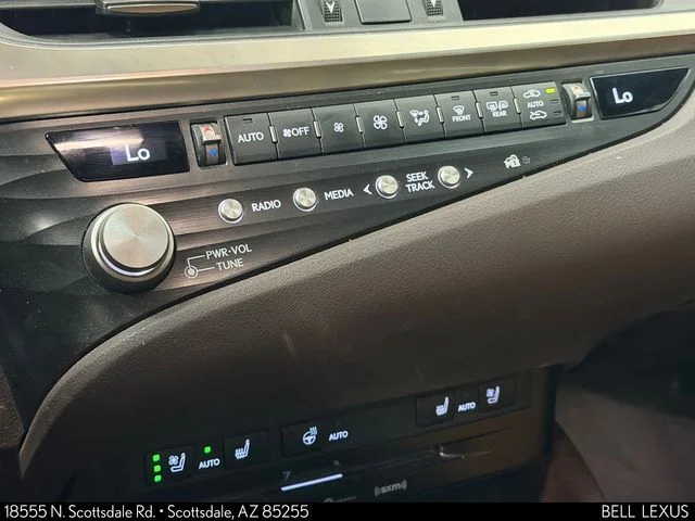 Used 2021 Red Lexus 300h image 24