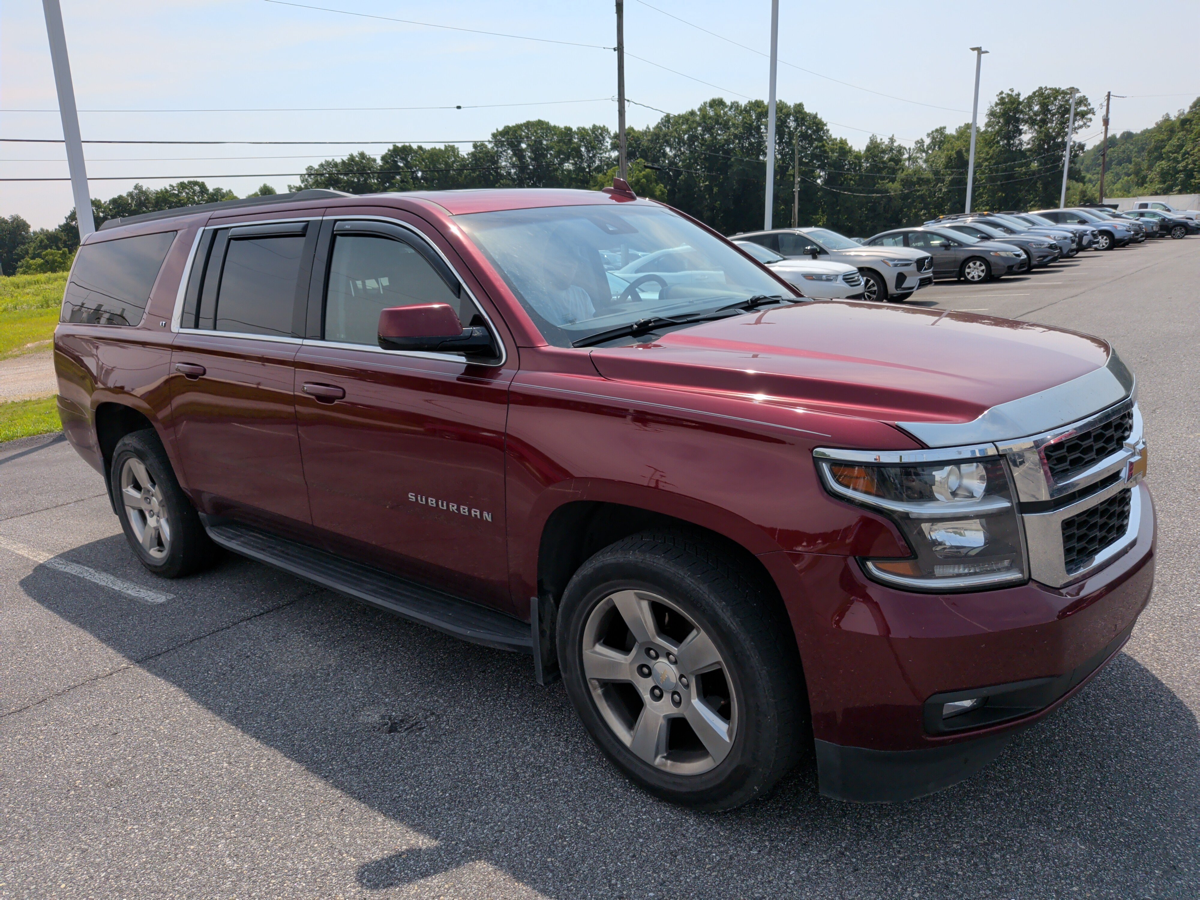 2017 Chevrolet Suburban LT - Photo 1