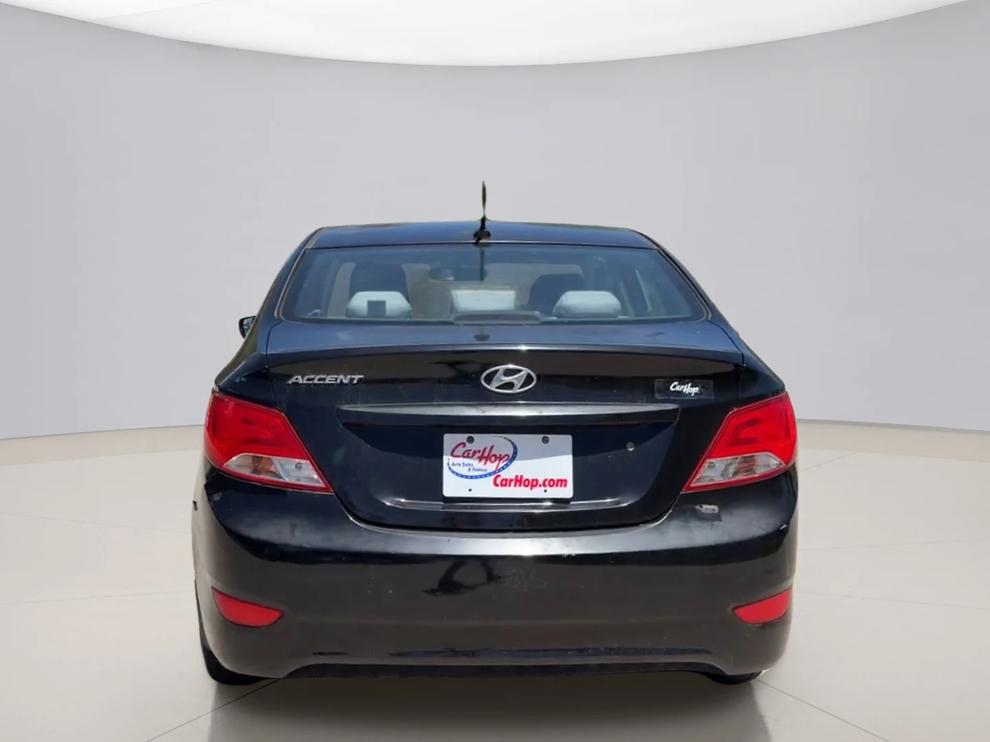 Used 2015 Black Hyundai GLS image 4