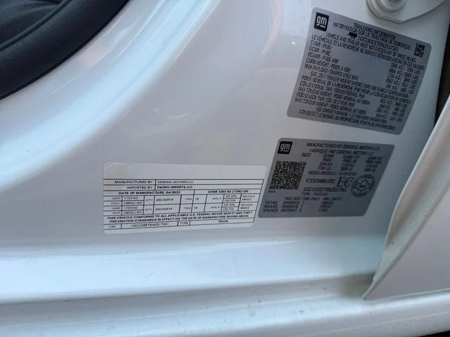 Used 2022 White Chevrolet RST image 25