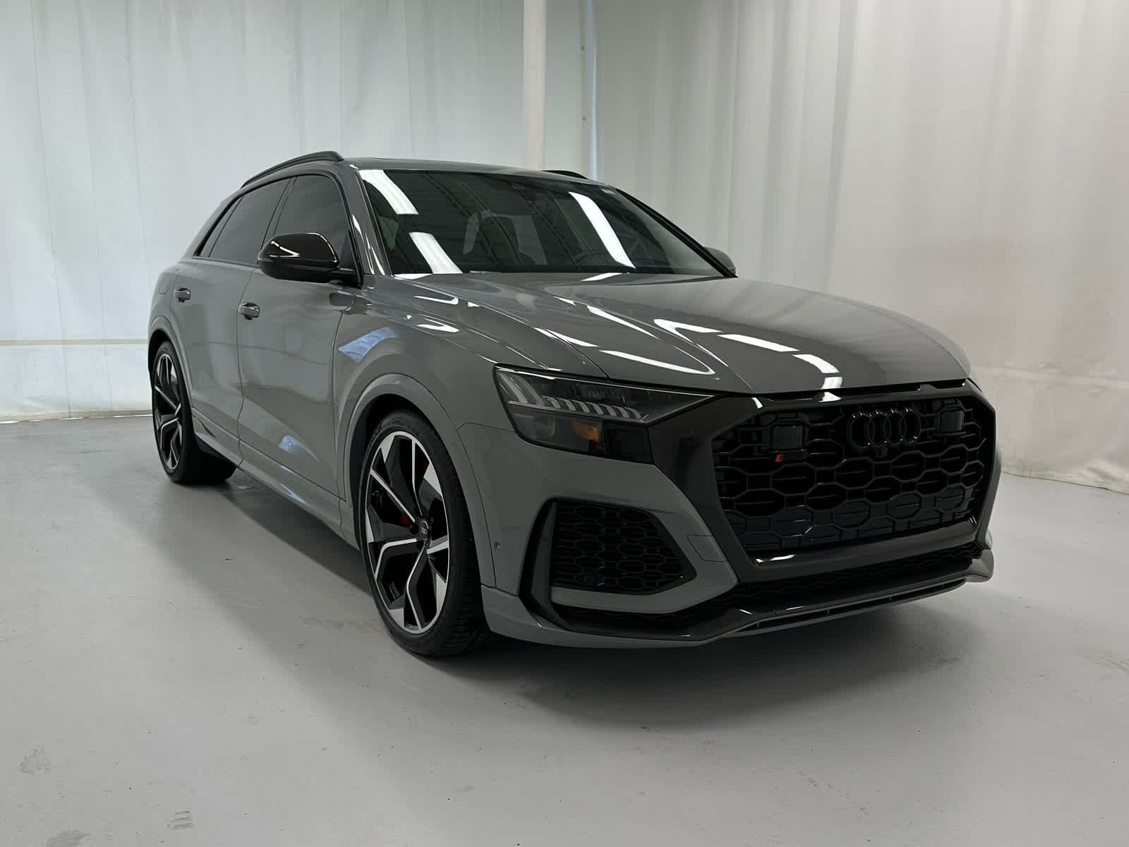 2023 Audi RS Q8 Base