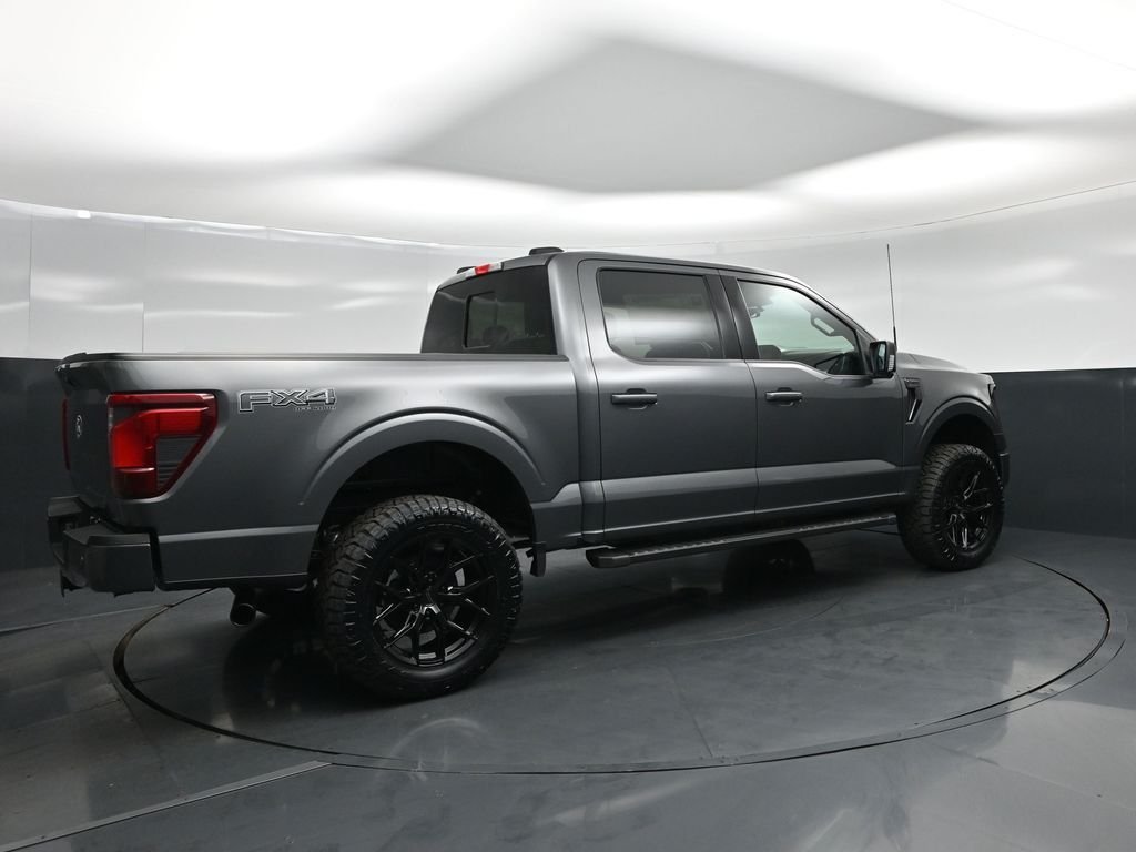 New 2026 Carbonized Gray Metallic Ford XLT image 21