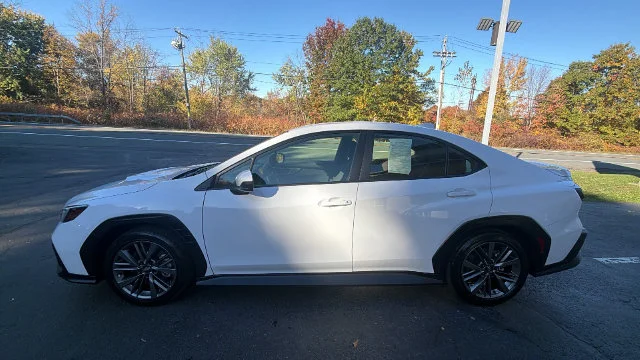 Used 2024 White Subaru Base image 8