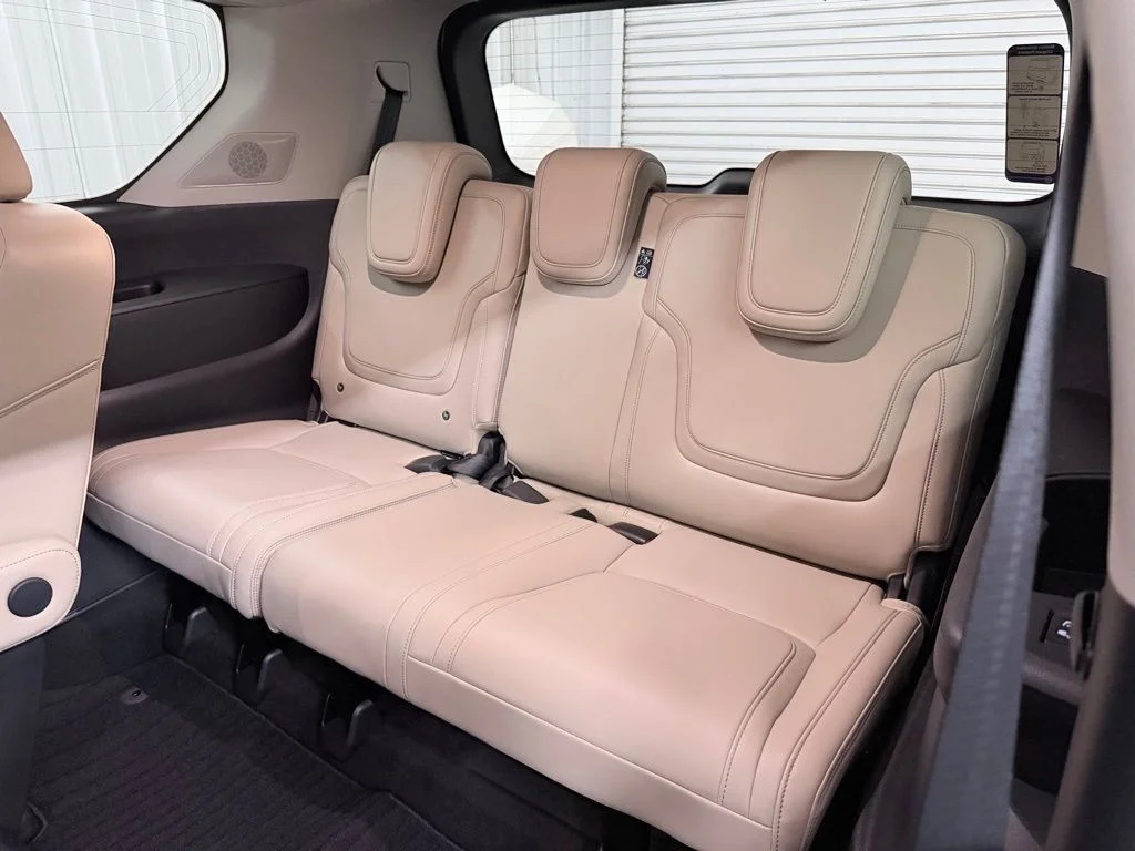 Certified Used 2026 White INFINITI PURE image 42