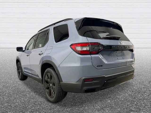 New 2026 Sonic Gray Pearl Honda Black Edition image 4
