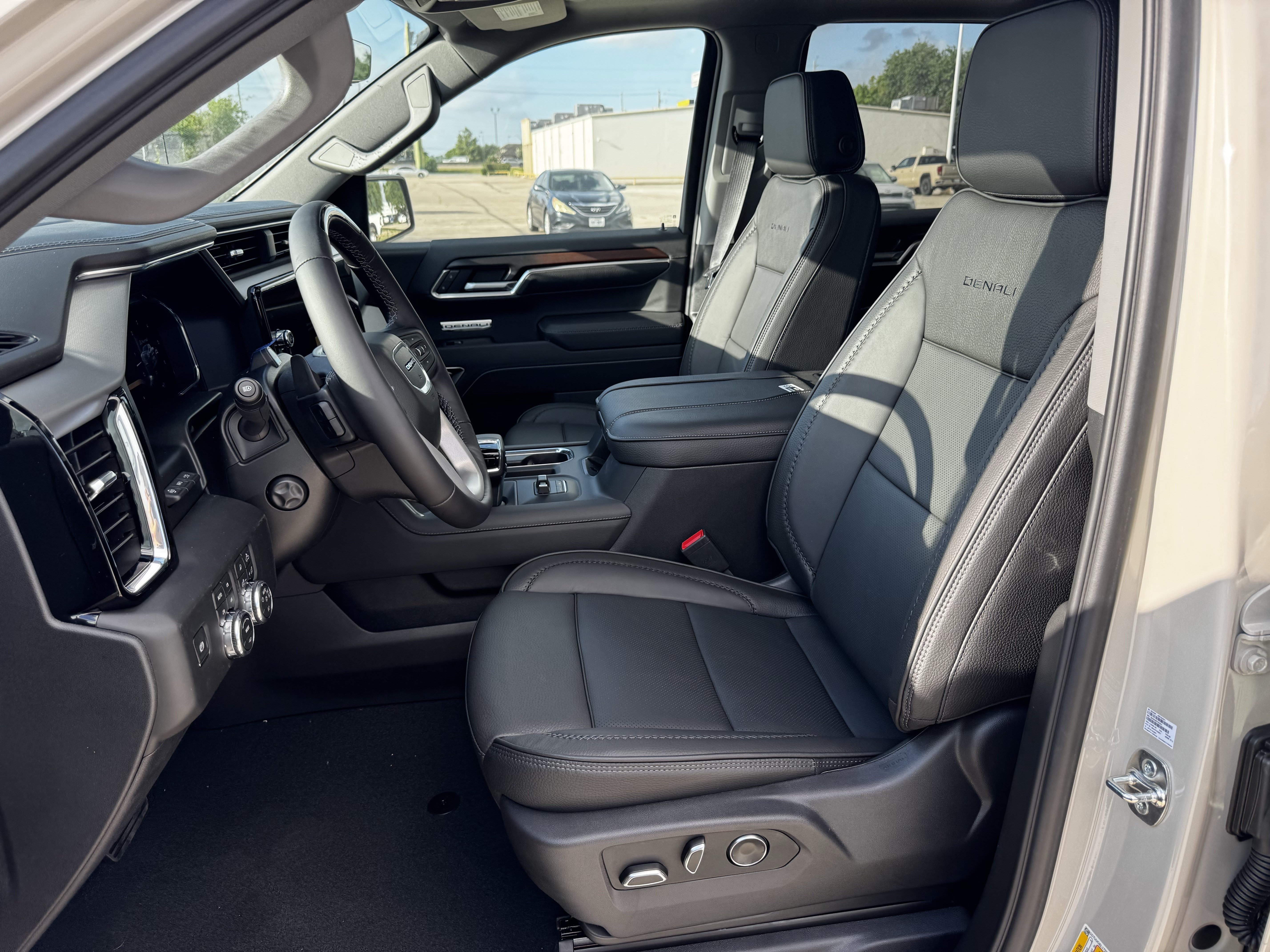 2026 GMC Sierra 1500 Denali - Photo 19