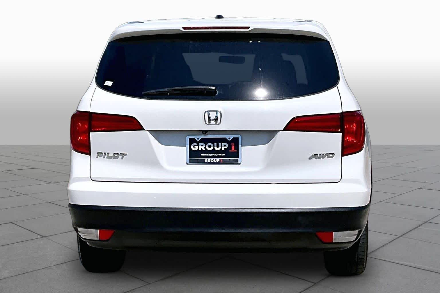 Used 2016 White Diamond Pearl Honda EX-L image 5