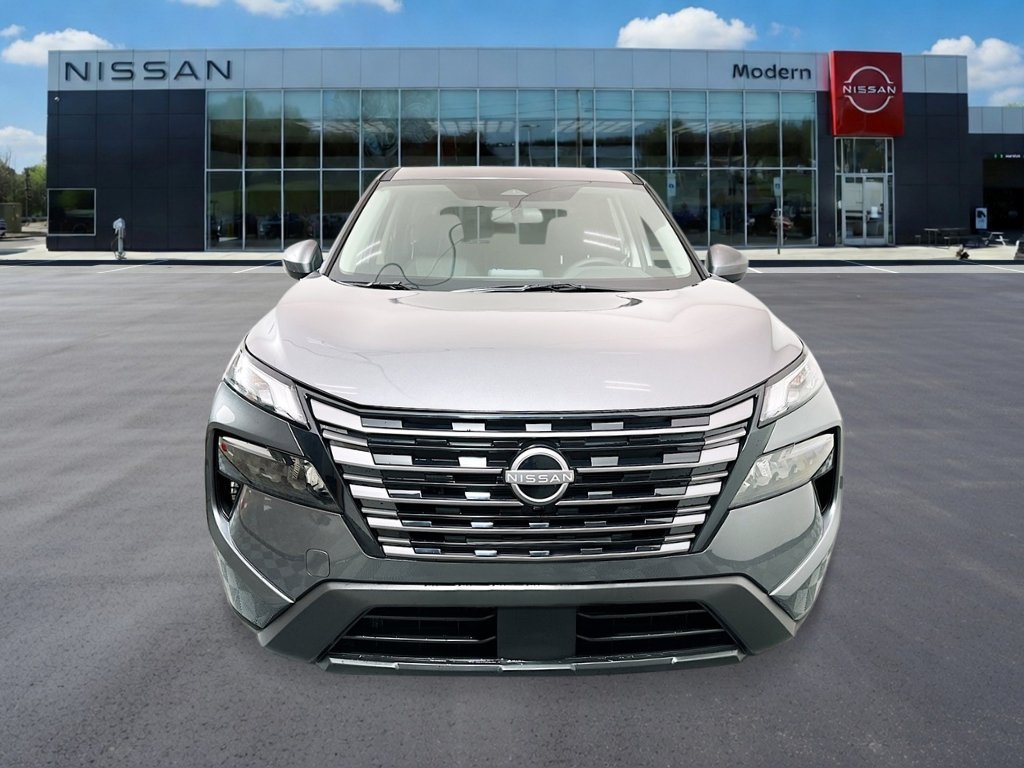 New 2027 Gun Metallic Nissan SV image 8