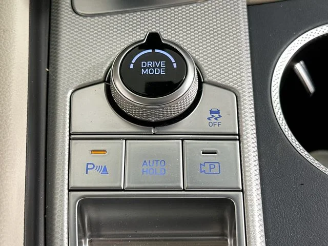 New 2026 Genesis G70 2.5T Prestige