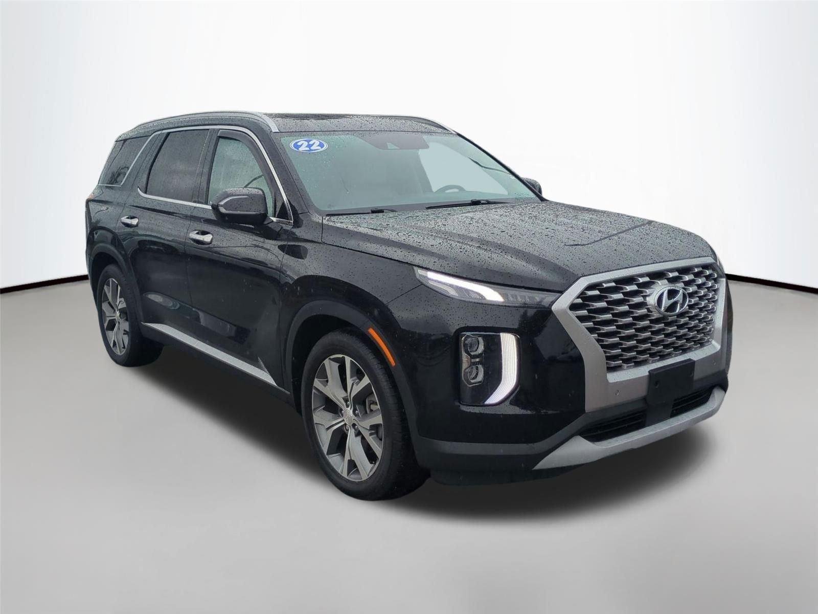 Used 2022 Abyss Black Pearl Hyundai SEL image 7