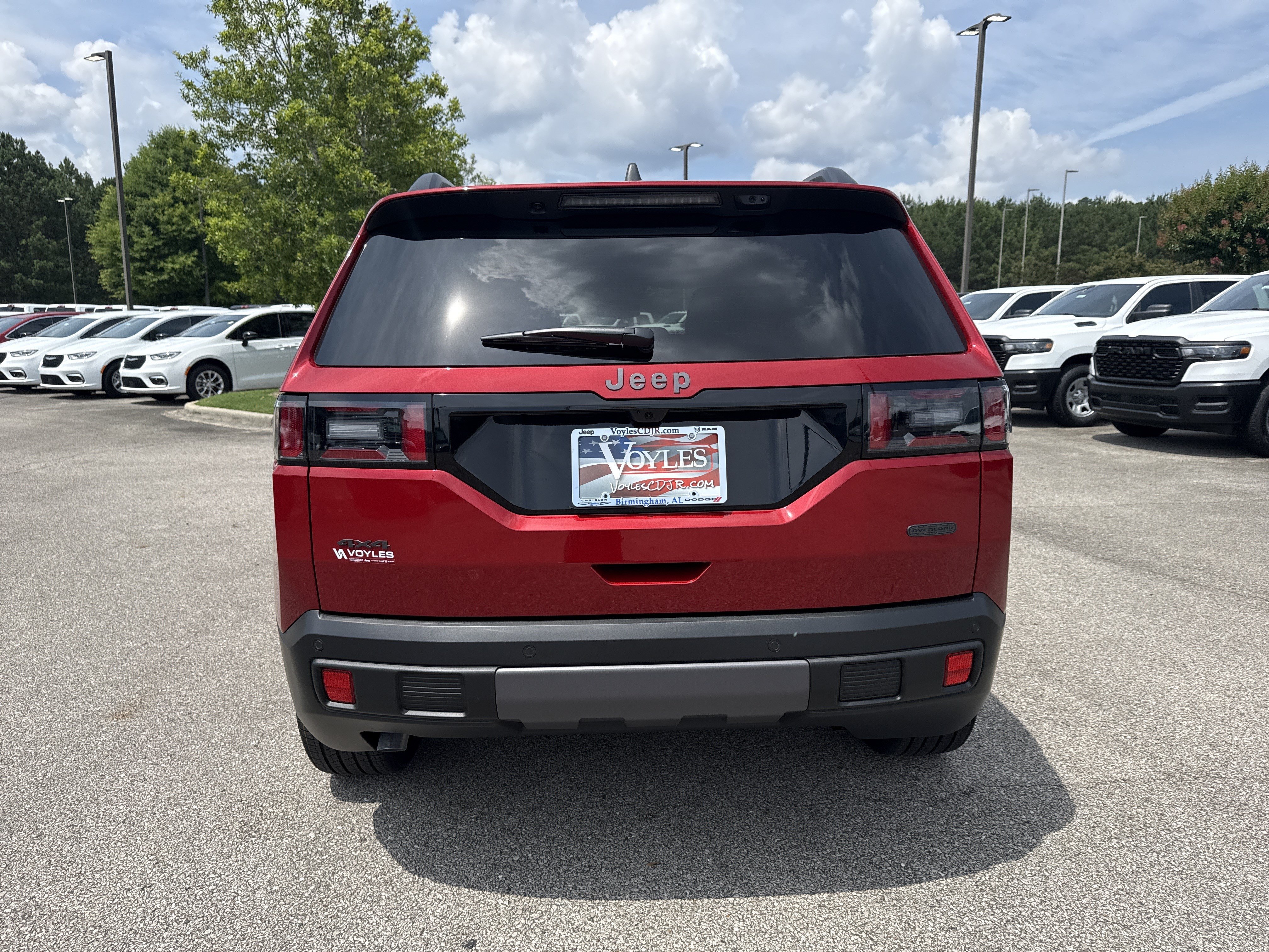 New 2026 Red Hot Pearl-Coat Exterior Paint Jeep Overland image 6