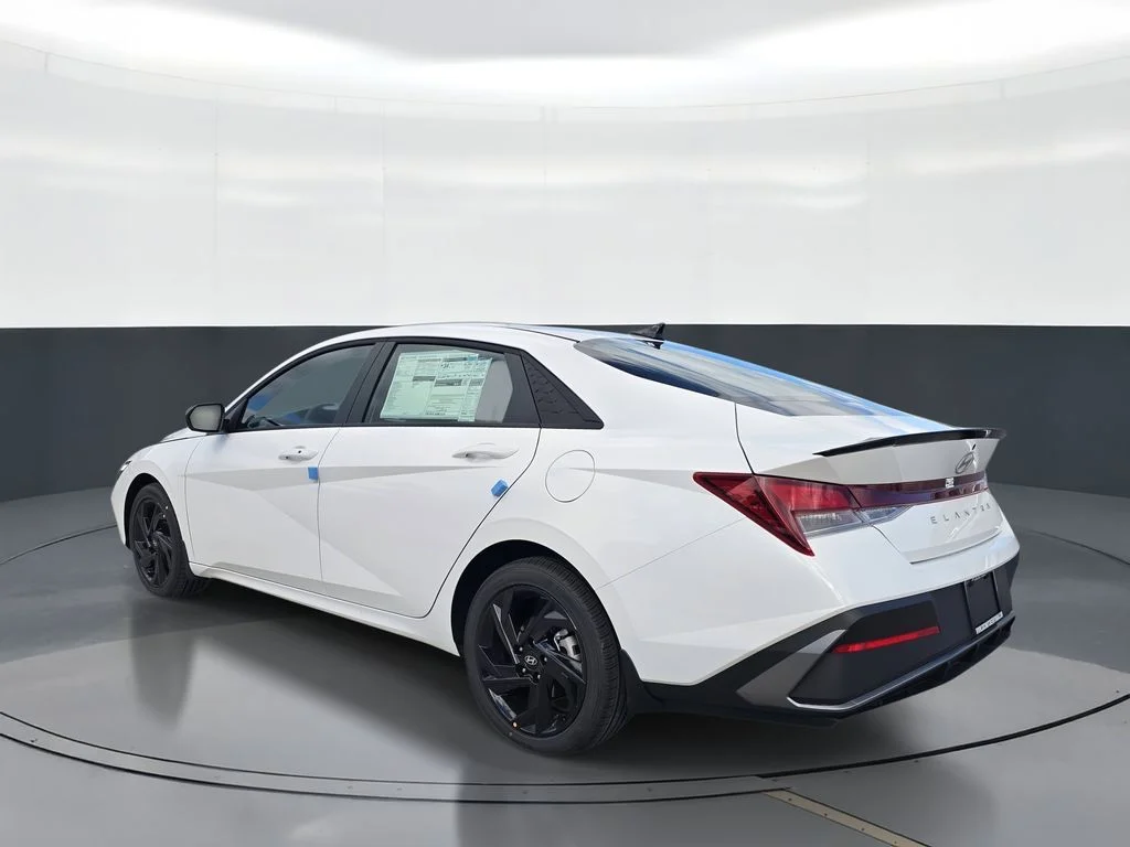 New 2026 White Hyundai SEL Sport image 4