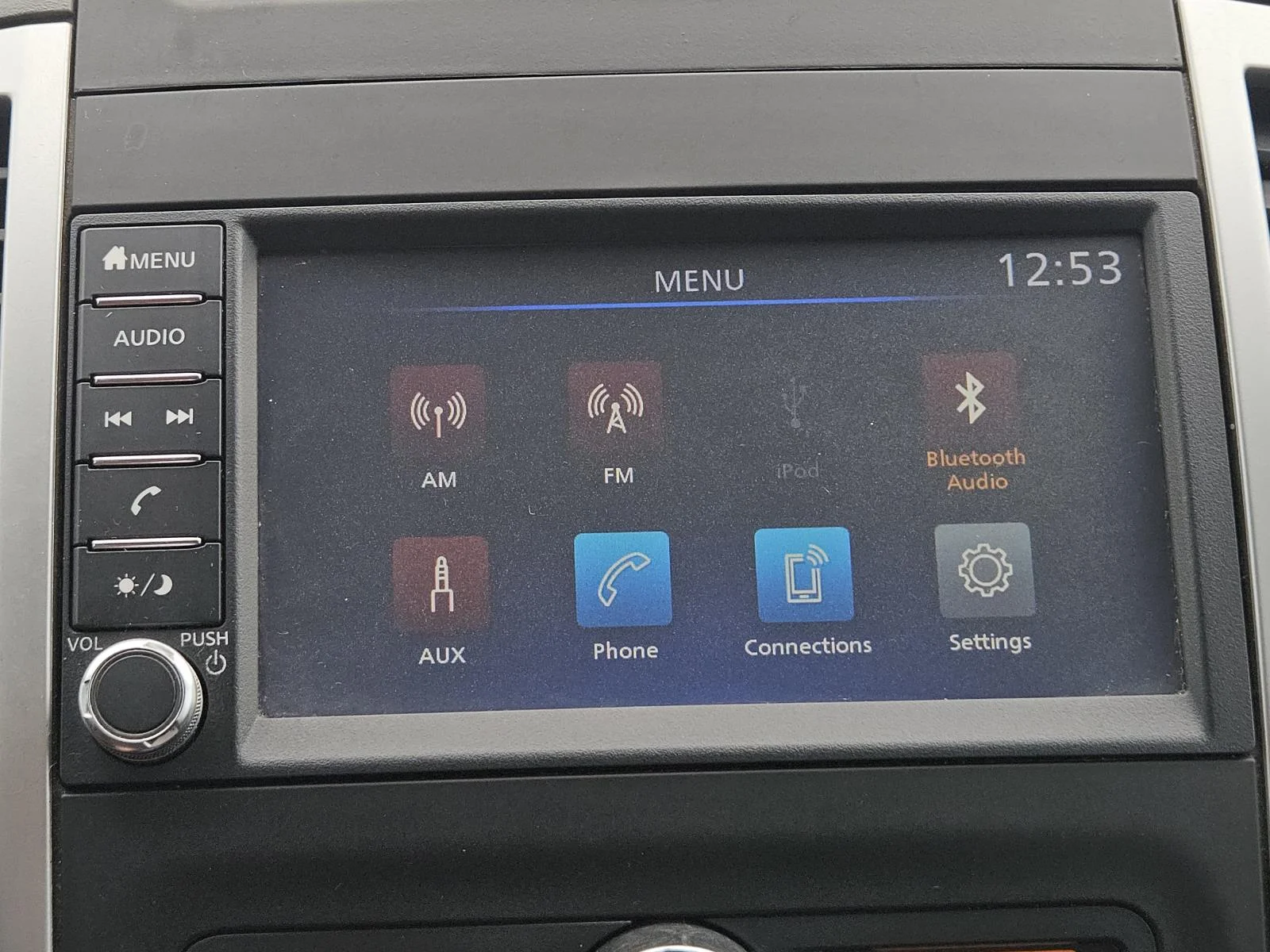 Used 2021 Gray Nissan Crew Cab 4x4 SV Auto image 13