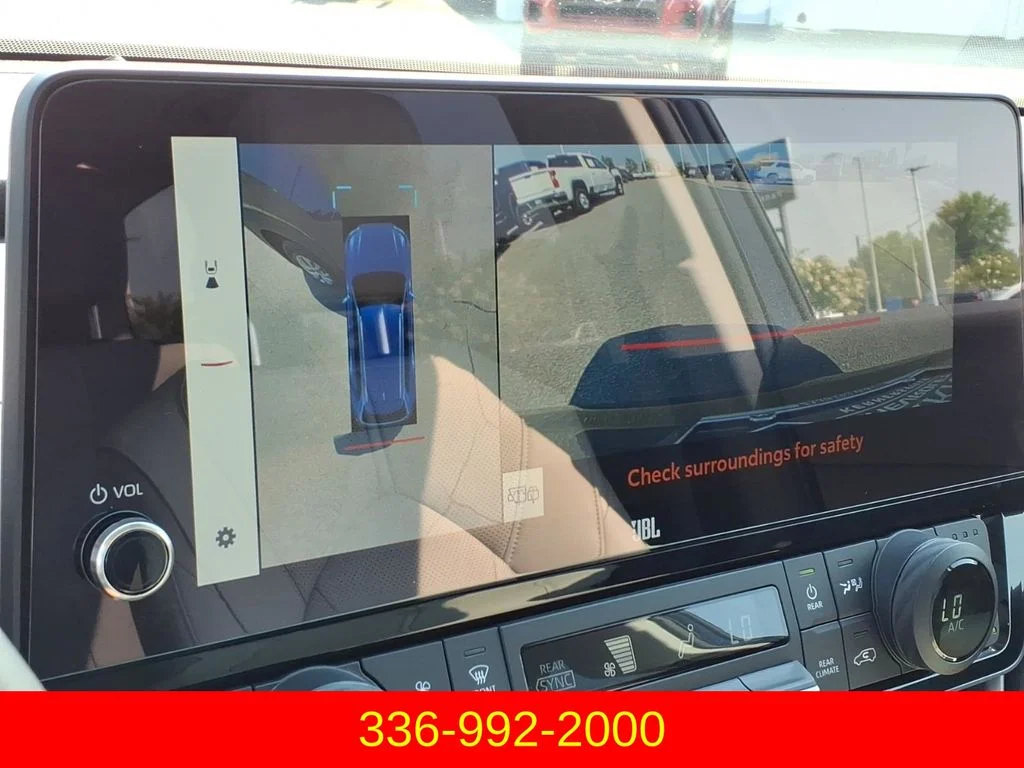 Used 2025  Toyota Limited image 7