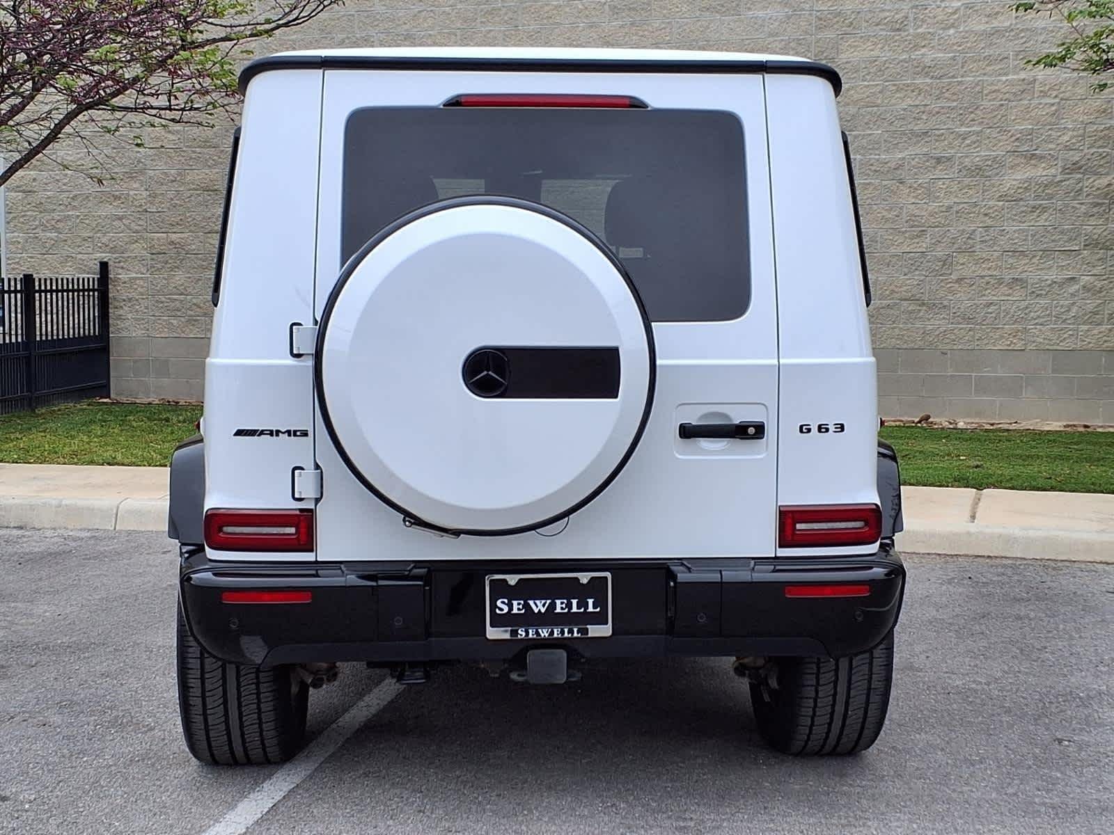 Used 2024 MANUFAKTUR Moonlight White Metallic Mercedes-Benz AMG® G 63 image 4