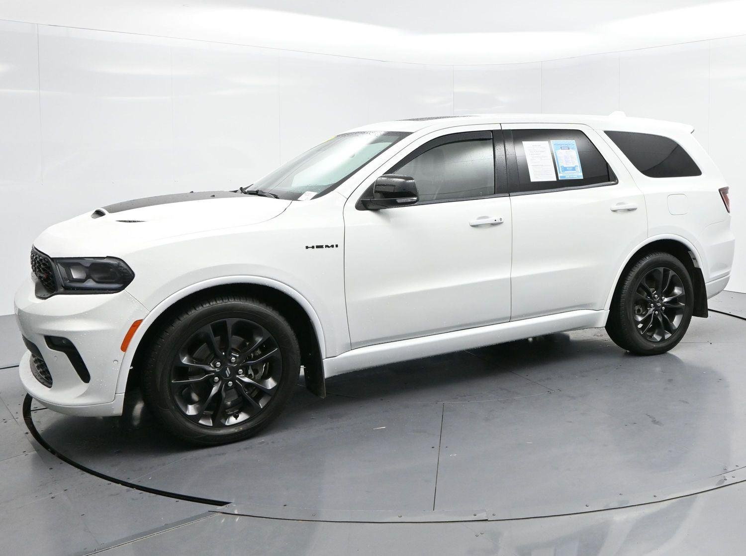 Used 2022 White Knuckle Clearcoat Dodge R/T Plus image 4