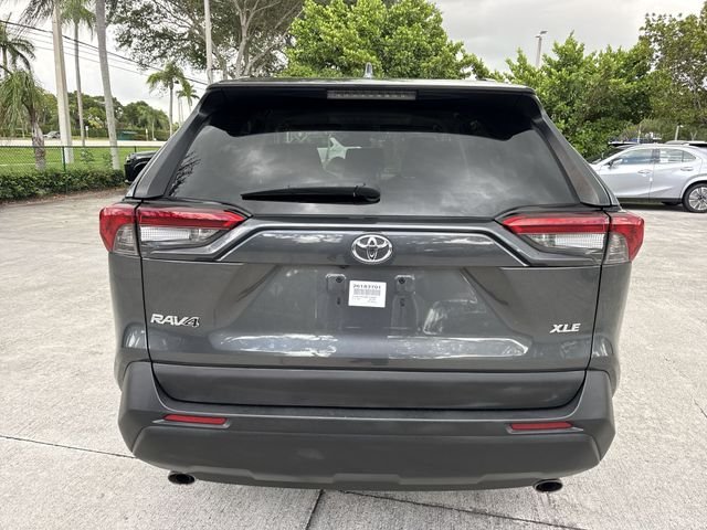 2021 Toyota RAV4 XLE - Photo 24