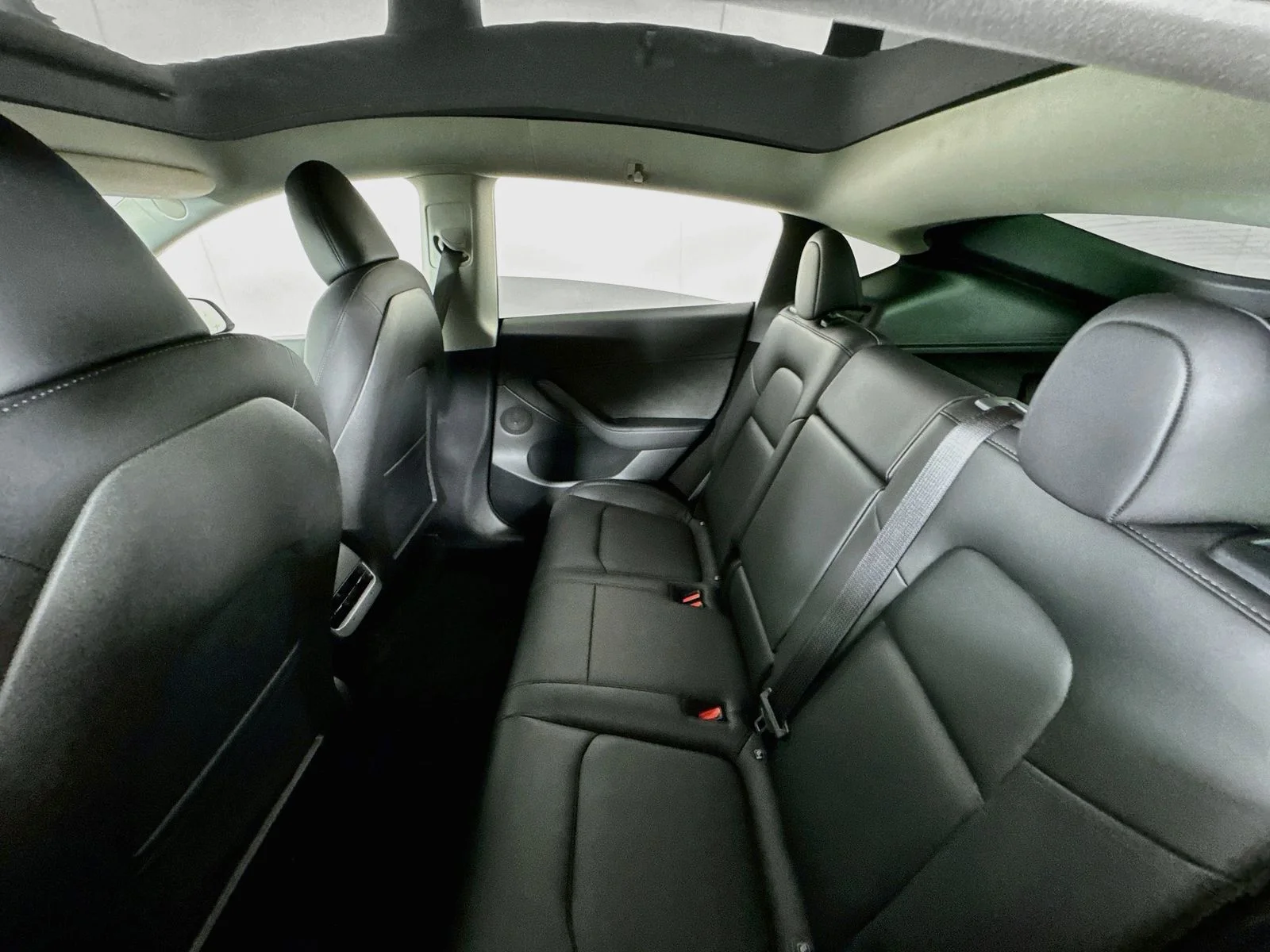 Used 2022  Tesla Long Range image 20