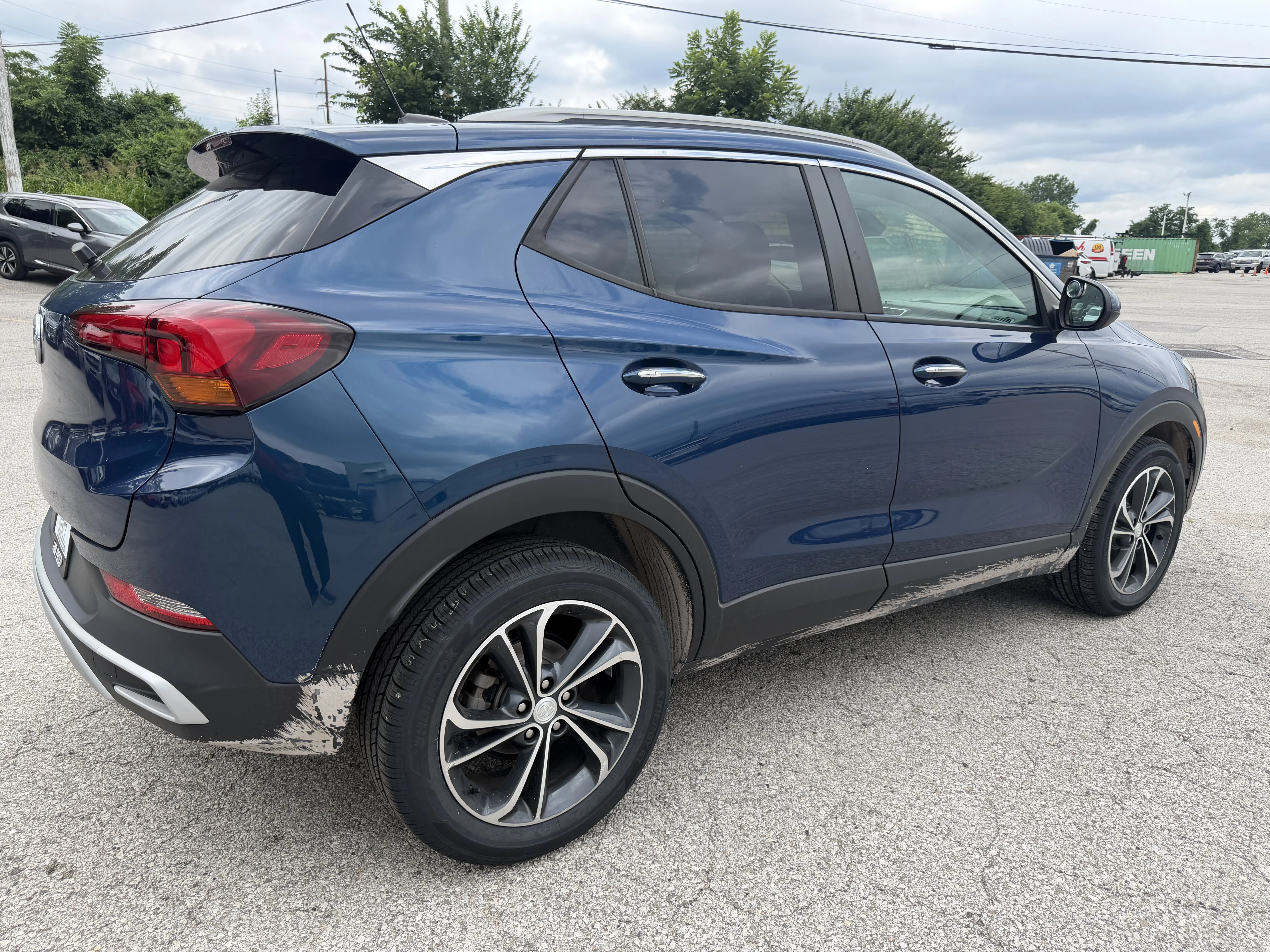 Used 2020 Deep Azure Metallic Buick Select image 7