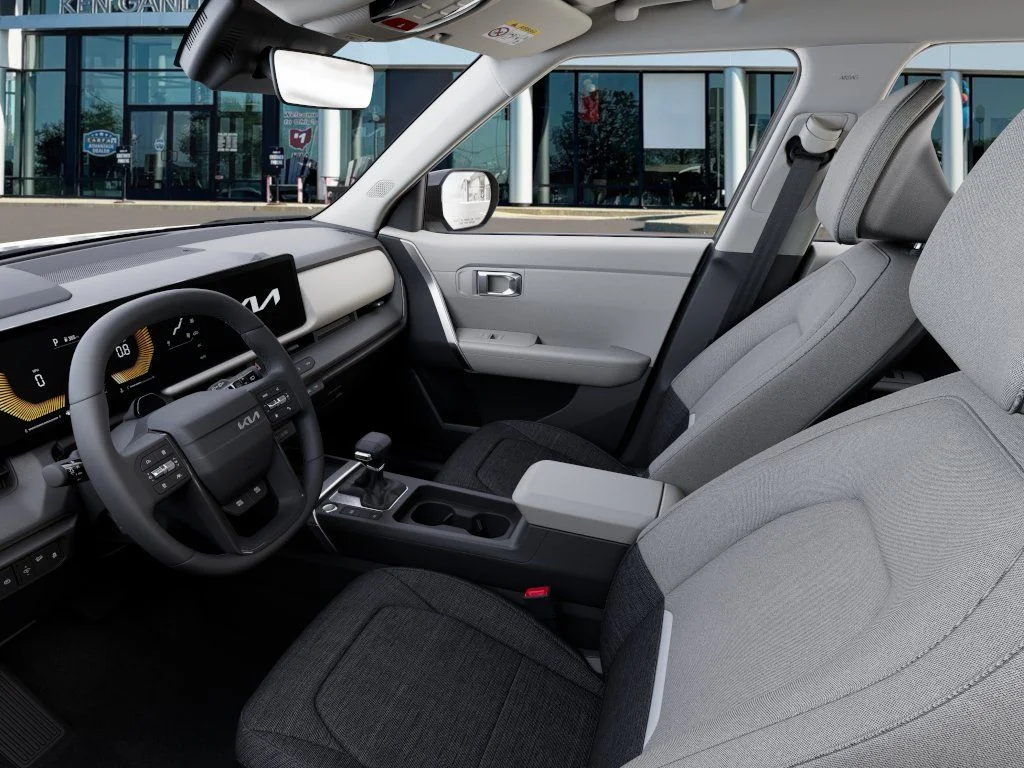 New 2027 Ivory Silver Kia S image 17