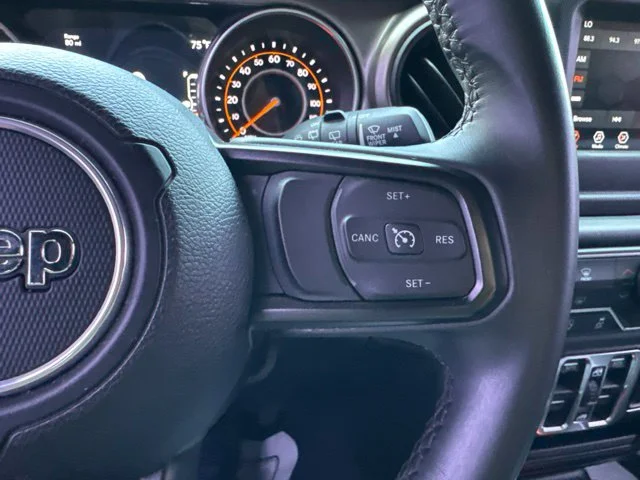 Used 2018 Orange Jeep Unlimited Sport S image 23