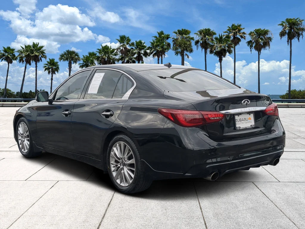 Used 2021 Black INFINITI 3.0t LUXE image 6