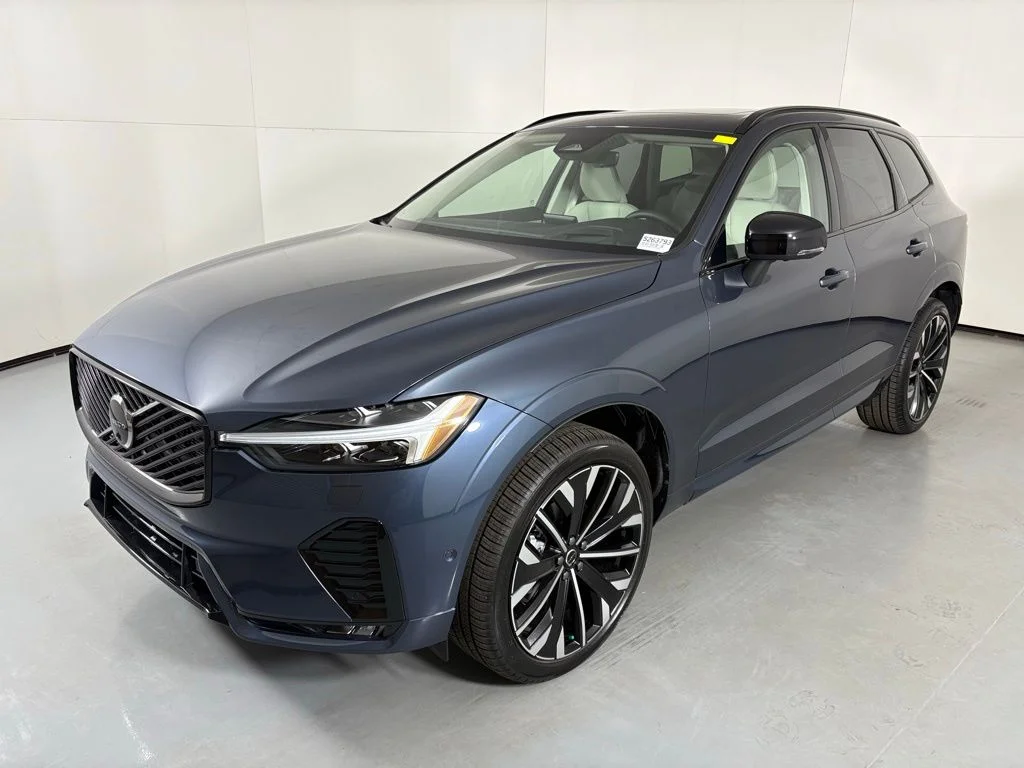 New 2026 Denim Blue Metallic Volvo Ultra image 3