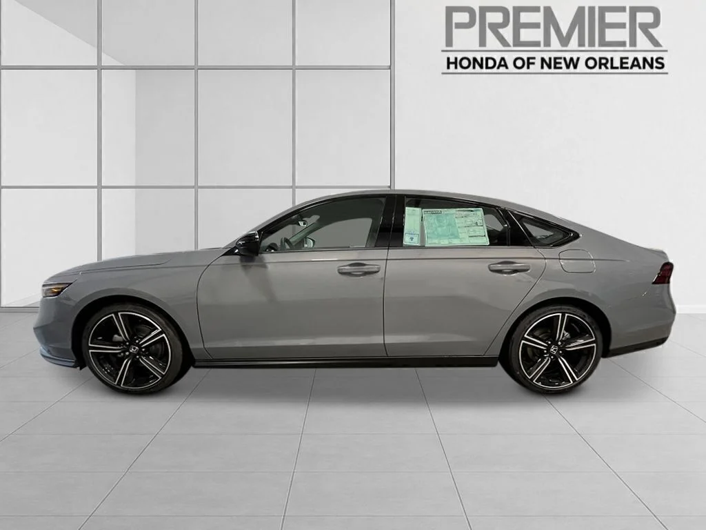 New 2026 Urban Gray Pearl Honda SE image 2