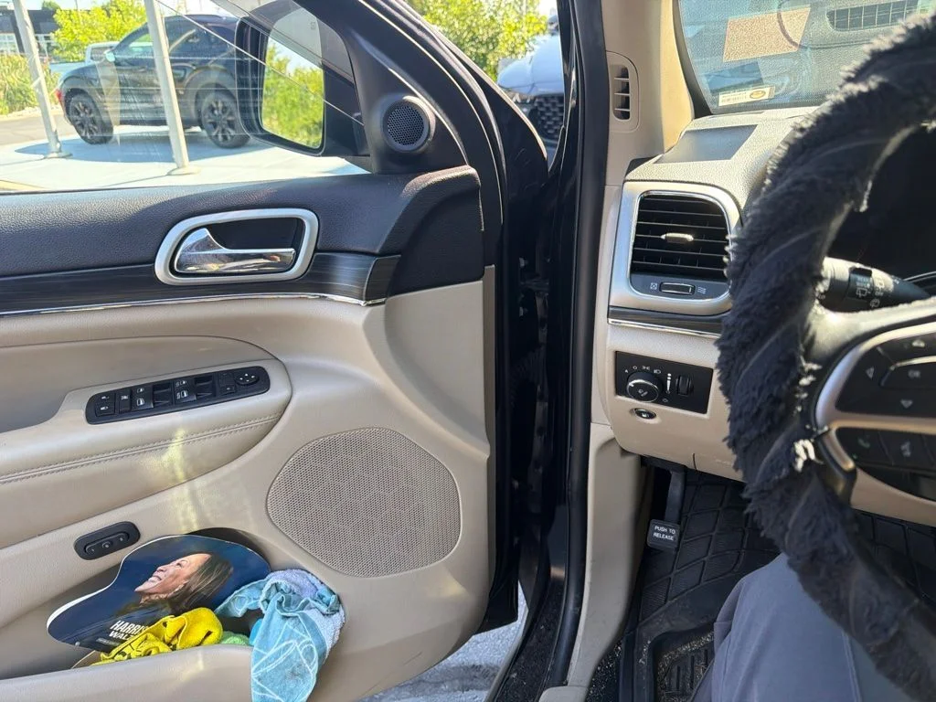 Used 2020 Black Jeep Limited image 18