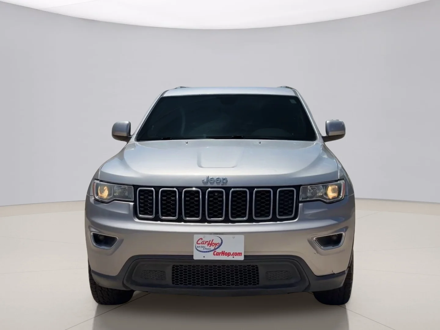 Used 2017 Silver Jeep LAREDO image 8