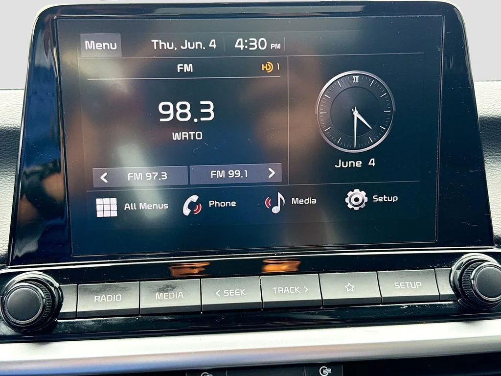 Used 2023 Gray Kia LXS image 16
