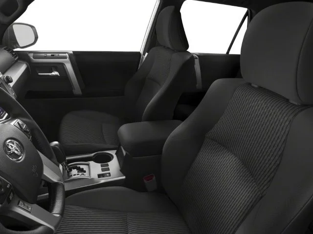 Used 2018 Super White Toyota SR5 image 6