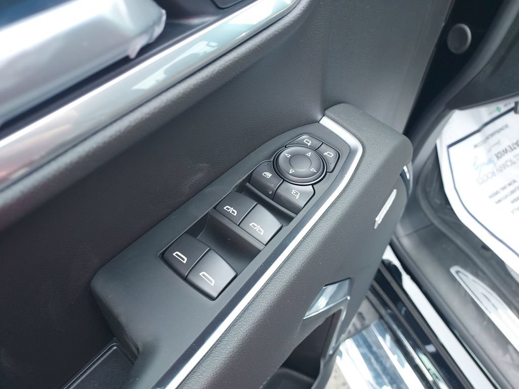 New 2026 Onyx Black GMC SLT image 11