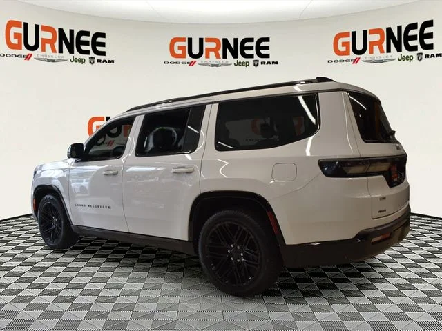 New 2026 Bright White Clear-Coat Exterior Paint Jeep Limited Reserve image 7