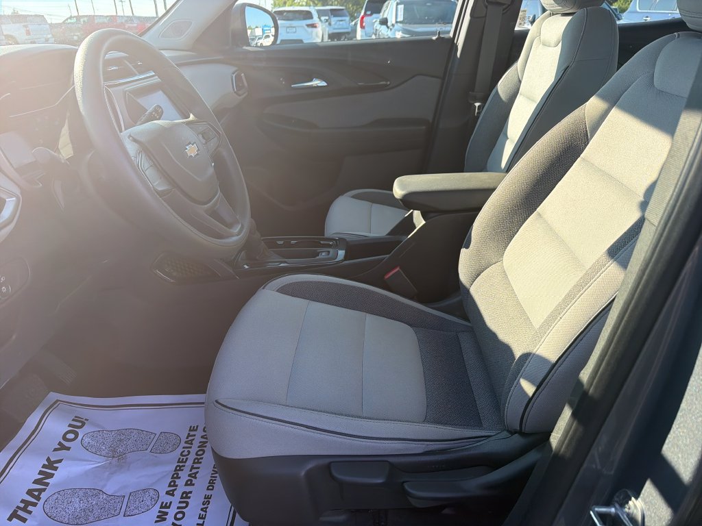 Used 2022 Gray Chevrolet LS image 12