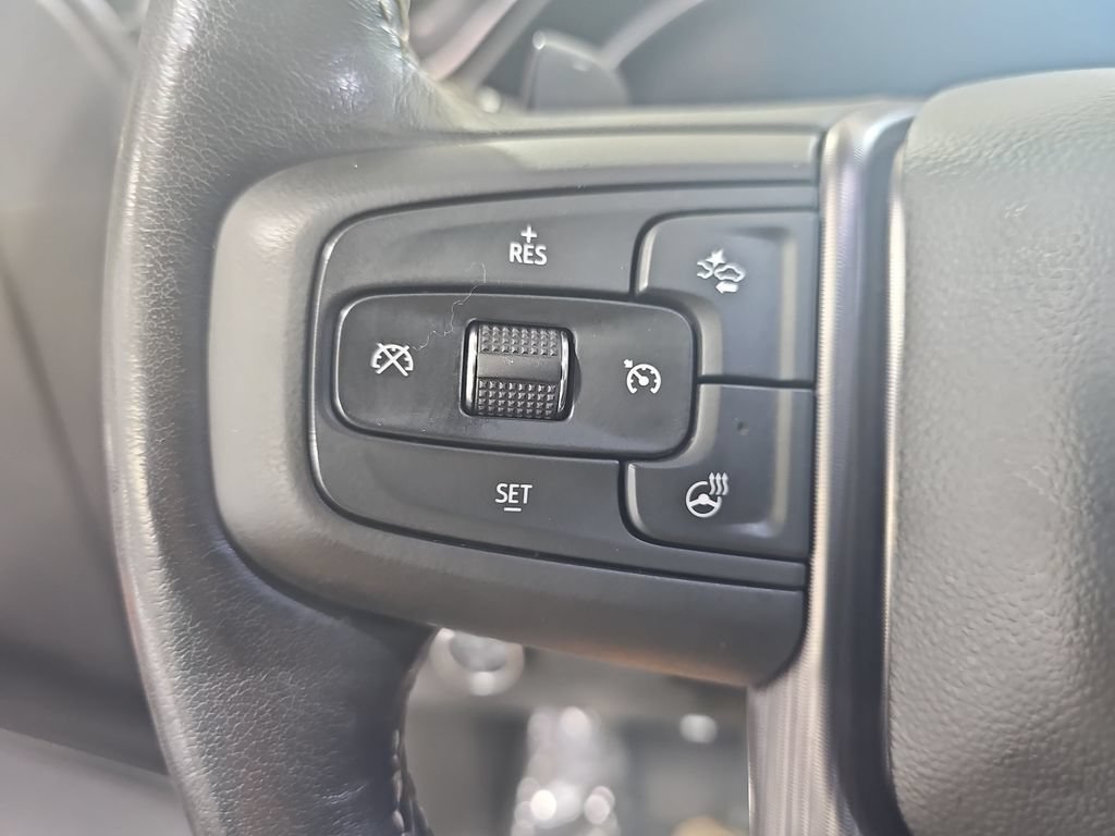Used 2023 White Frost Tricoat GMC Denali Ultimate image 21