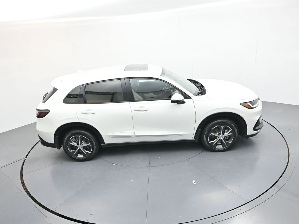 Used 2024 Platinum White Pearl Honda EX-L image 24