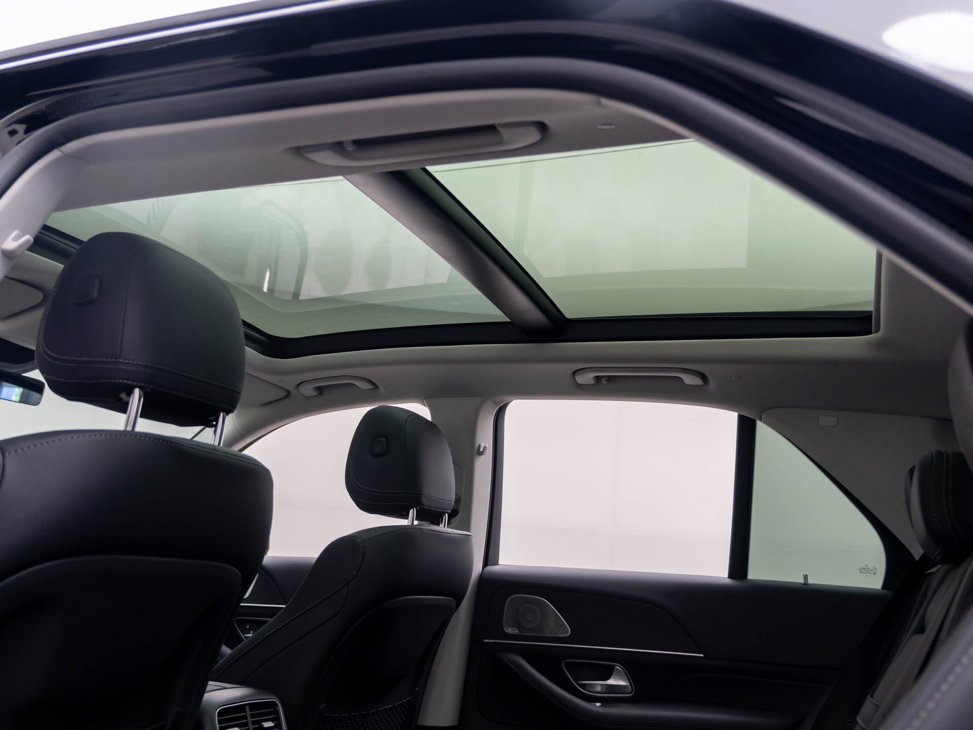New 2026 Black Mercedes-Benz GLE 350 image 60