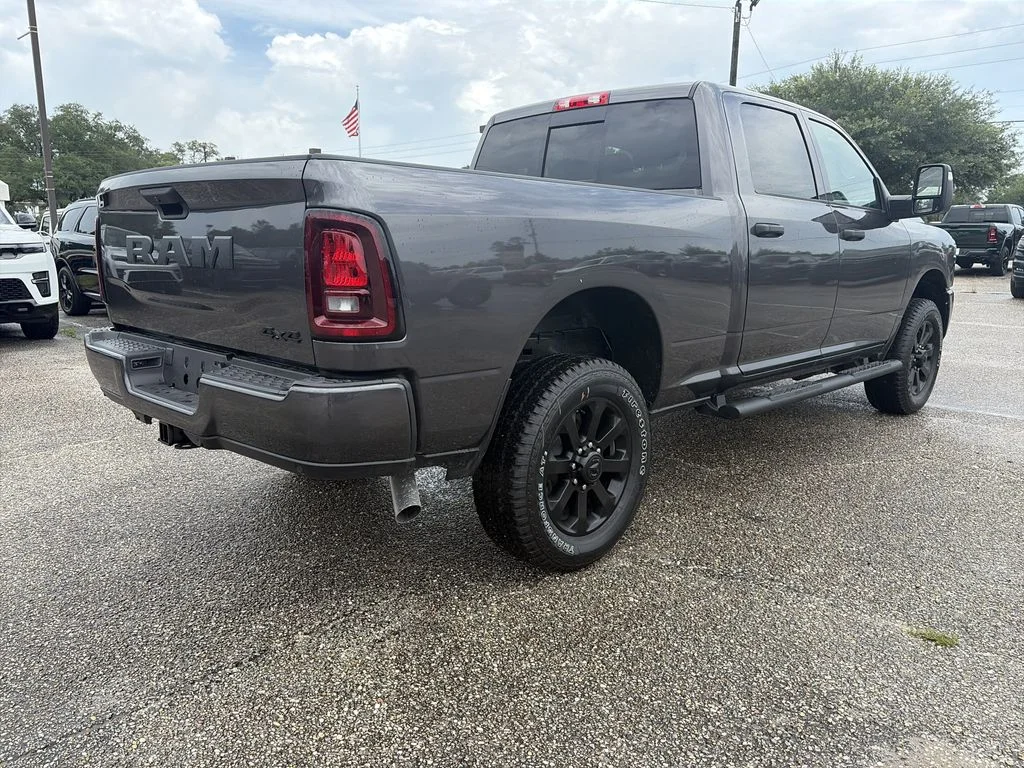 New 2026 Granite Crystal Metallic Clear-Coat Exterior Paint RAM Tradesman image 6