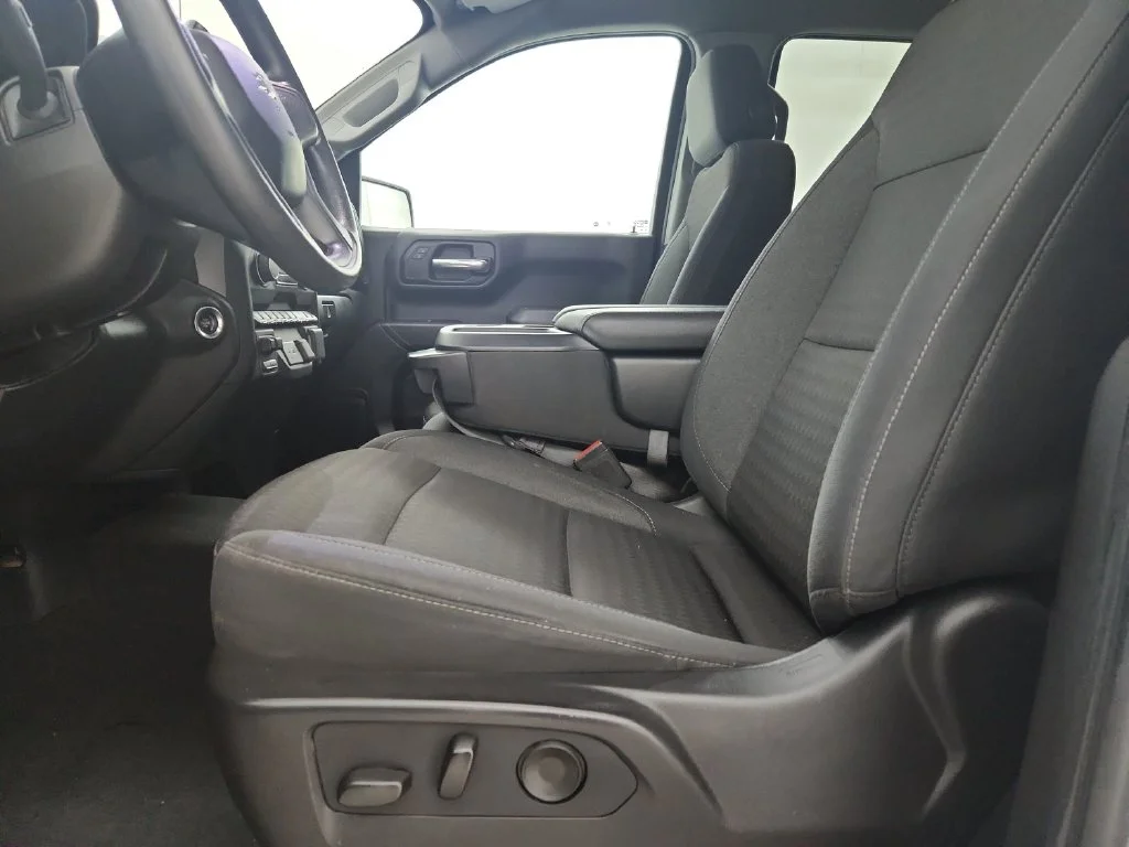 Used 2024 White Chevrolet Custom Trail Boss image 13