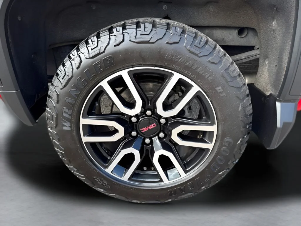 Used 2021 Red GMC AT4 image 38