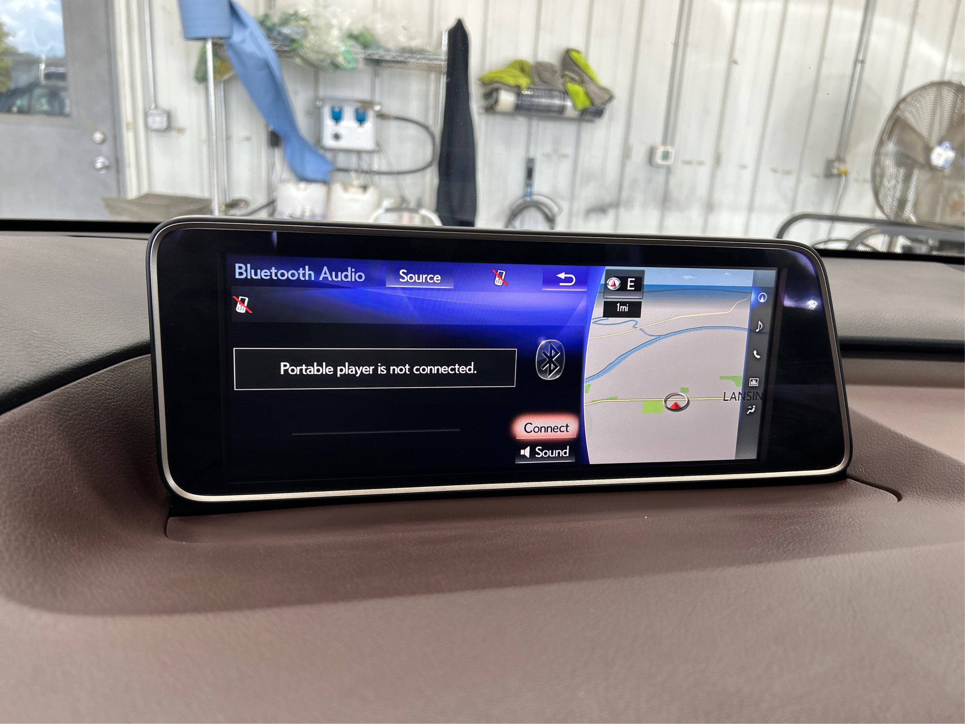 Used 2017  Lexus 350 image 34