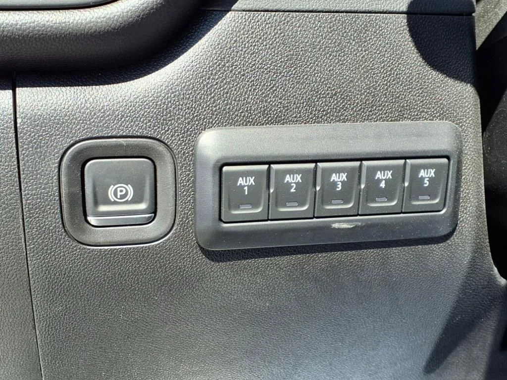 2025 Chevrolet Silverado 3500 HD Work Truck - Photo 17