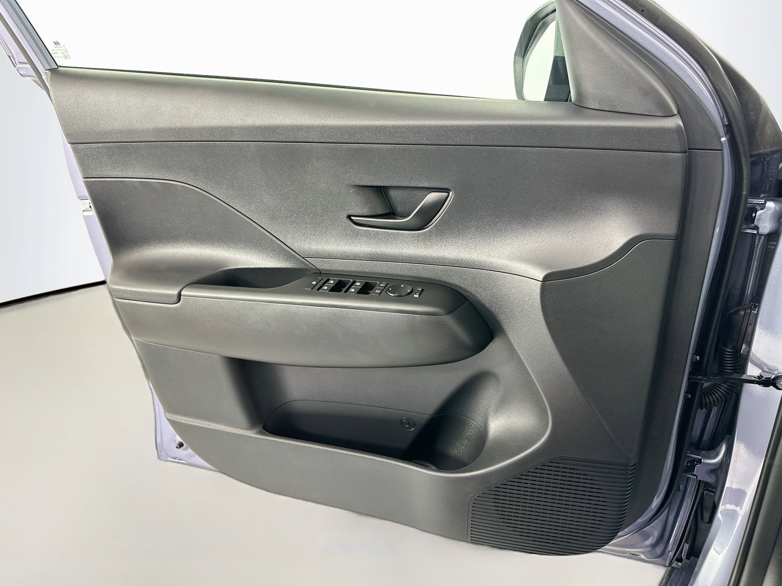 2024 Hyundai Kona EV SEL - Photo 25