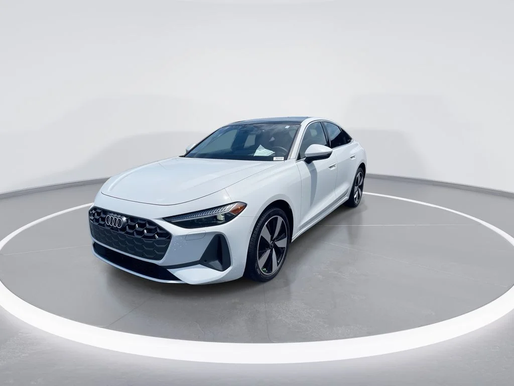 Used 2025 White Audi  image 4