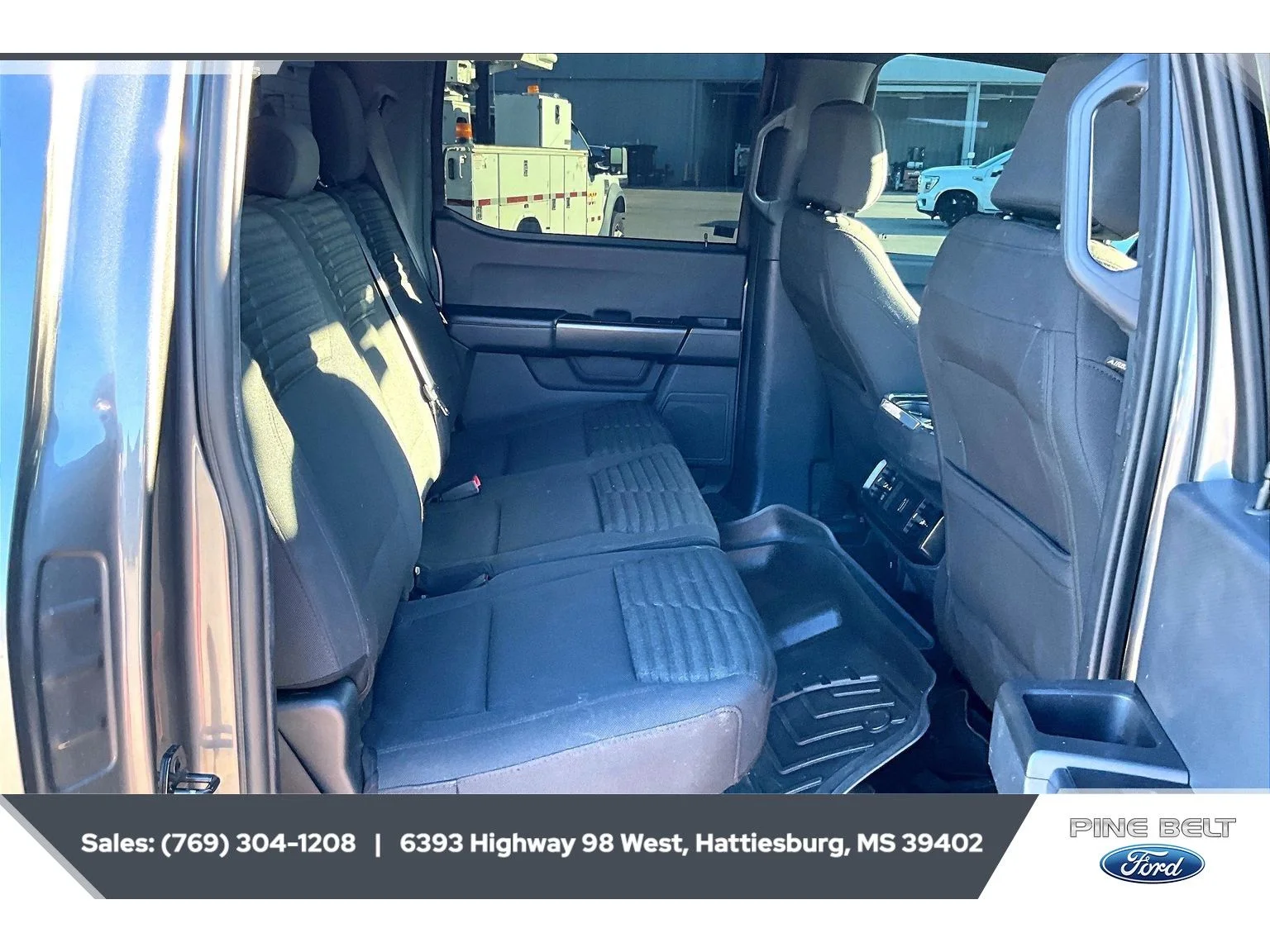 Used 2023 Carbonized Gray Metallic Ford XL image 3