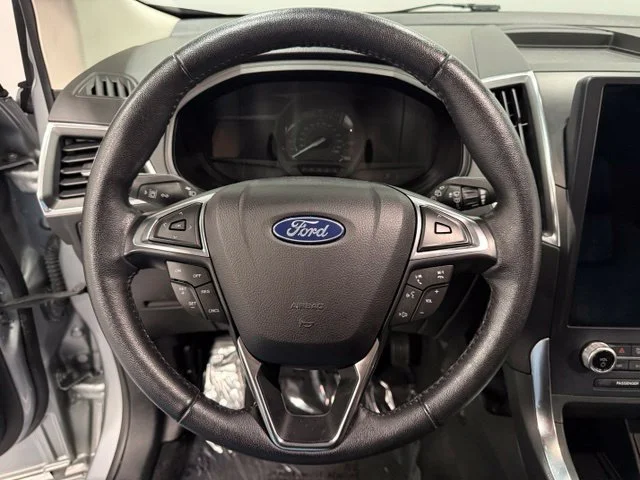 Used 2023 Silver Ford Titanium image 17